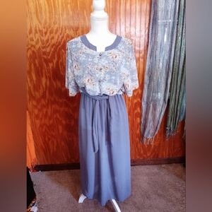 Yuna Short Sleeve Sheer Floral Top Elastic Waist Dress